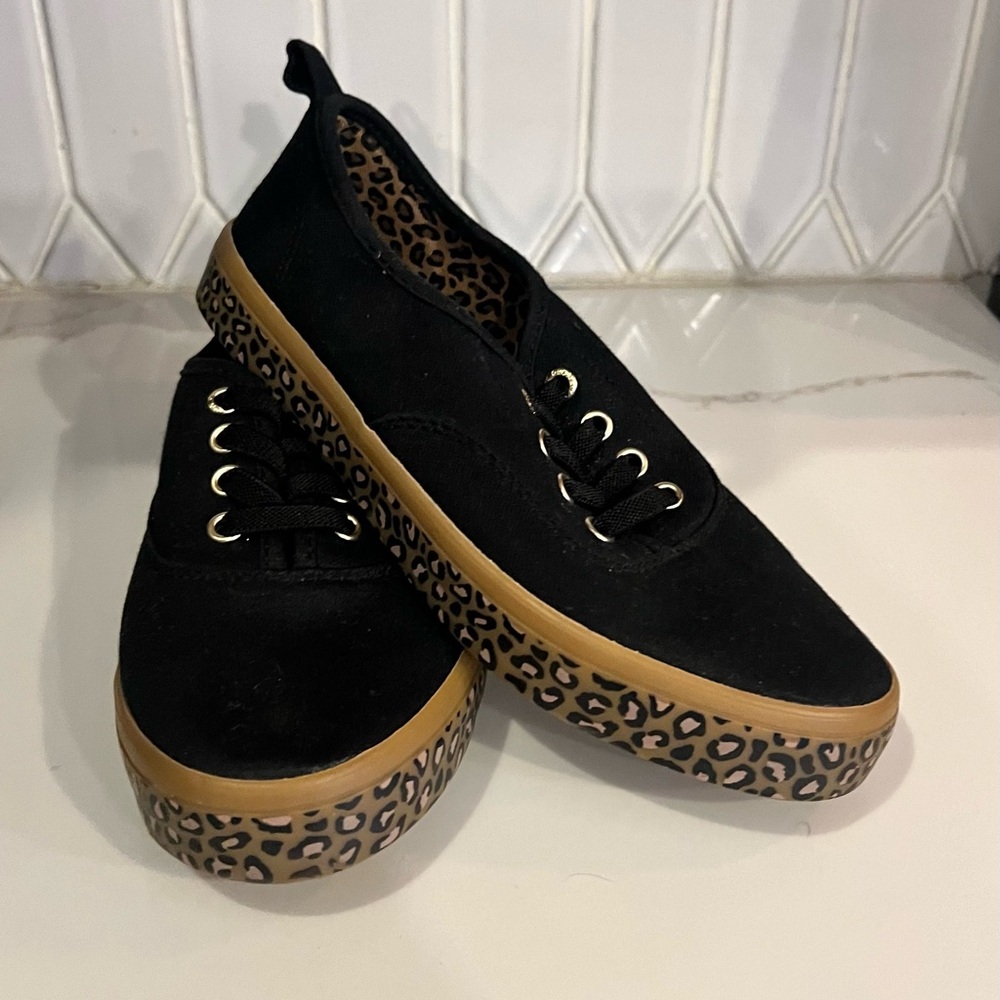 Old Navy black sneakers with cheetah soles